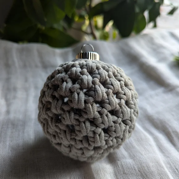 Crochet Handcrafted Gray Ornament Ball Christmas Tree Holiday Gift Presents - Picture 5 of 6